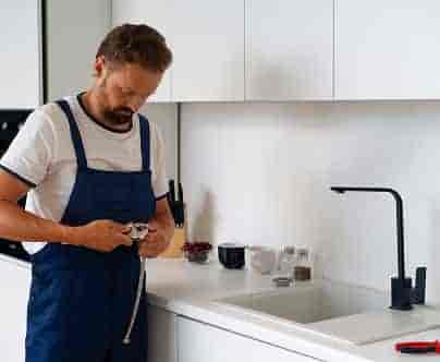We are offering Expert Plumbing Services - 开云体育直播APP
